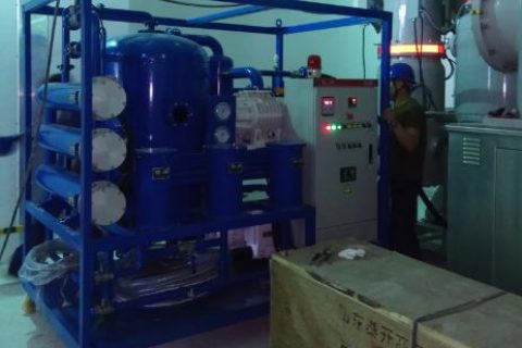 绝缘油真空滤油机事情原理